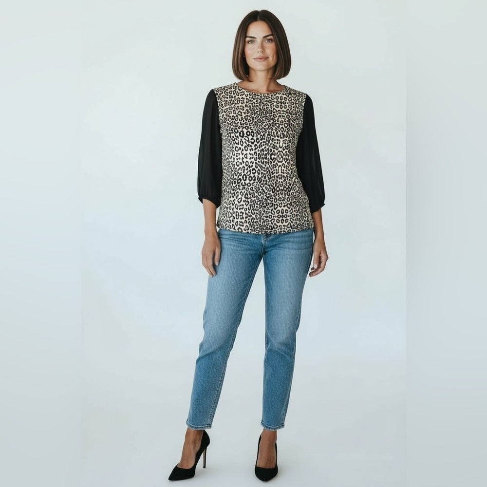Vince Camuto Women’s Leopard Print Blouse Sheer Sleeves Size Small